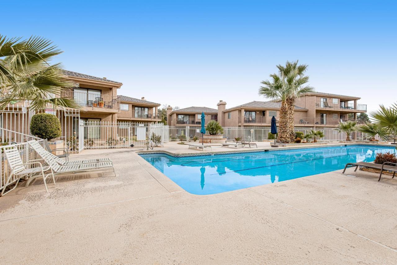 Penthouse At The Village Σεντ Τζορτζ Εξωτερικό φωτογραφία